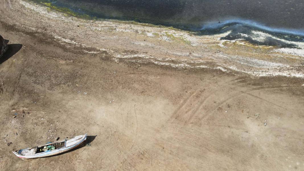 Bafa Gölü alarm veriyor! Sular 20 metre çekildi 2